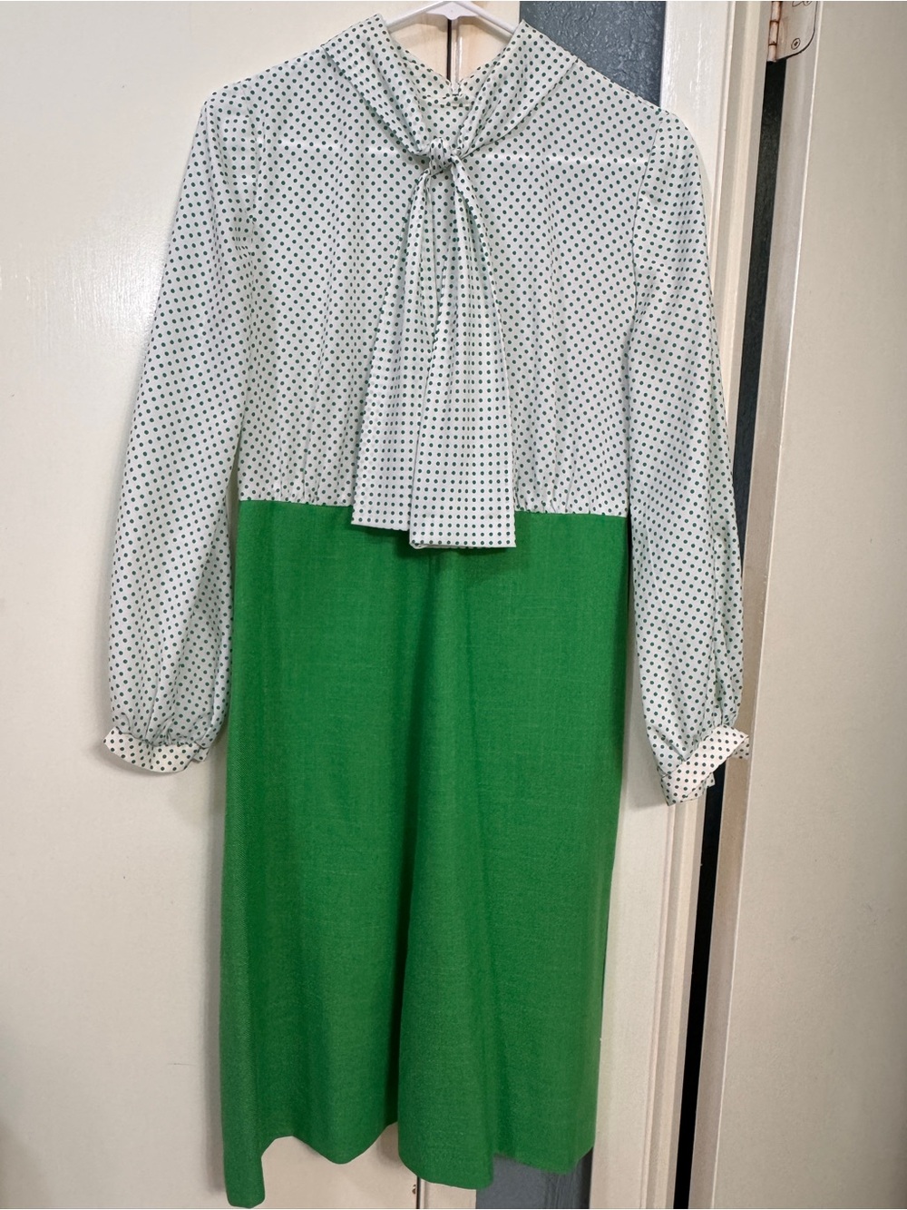 Handmade Vintage Green and White Polka Dot Tie-Neck Dress. Fits like a Medium